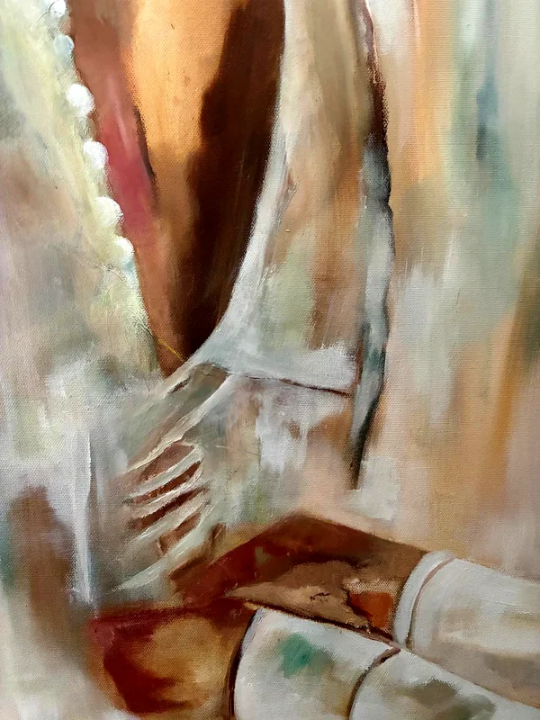 Detail: een hand op de heup, onder de sluier.